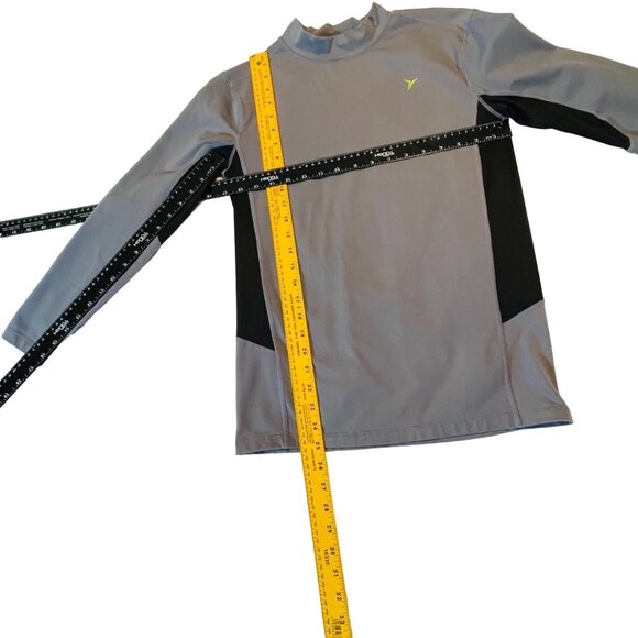 Old Navy Active Boys Long Sleeve Warm Performance Shirt size  XL Gray & Black - Picture 3 of 7